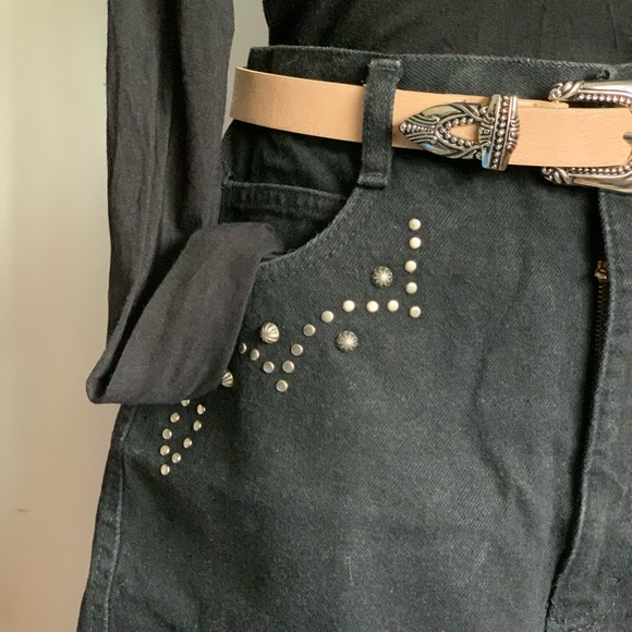 Vintage denim shorts - Picture 6 of 10